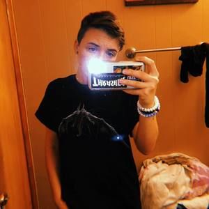 Meet your Posher, Kara